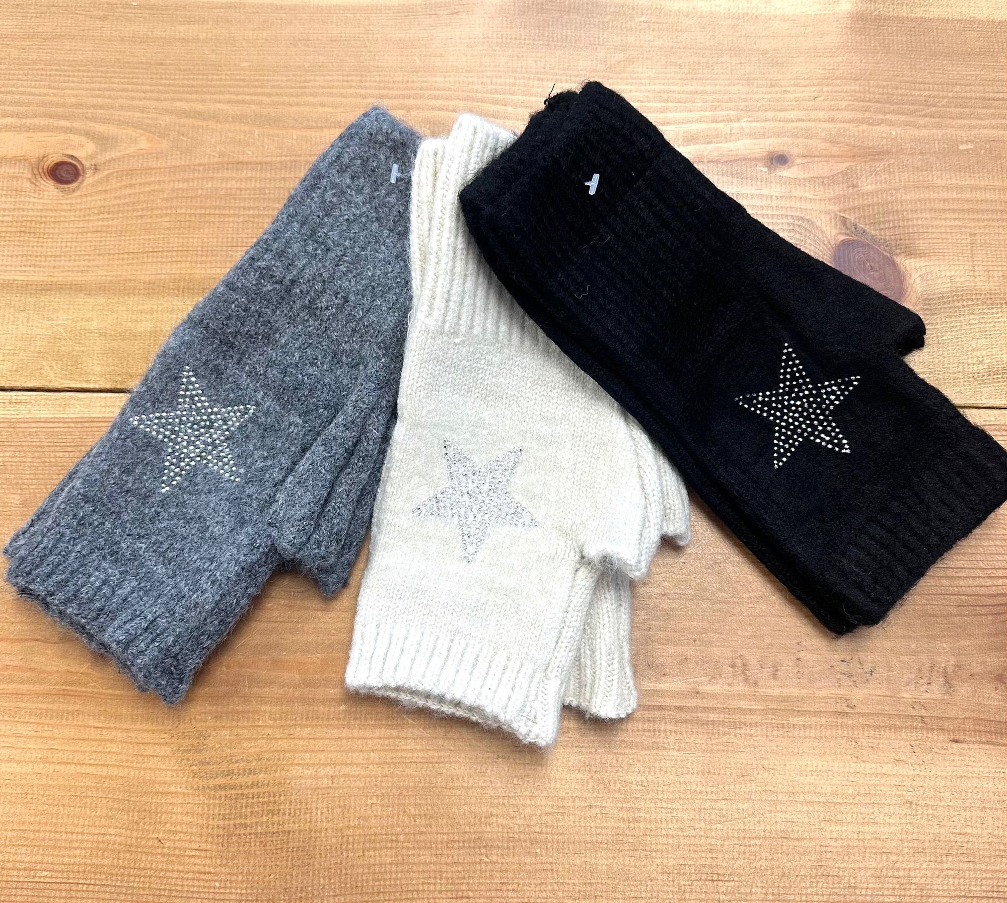 Fingerless Star Gloves (3 Colours)