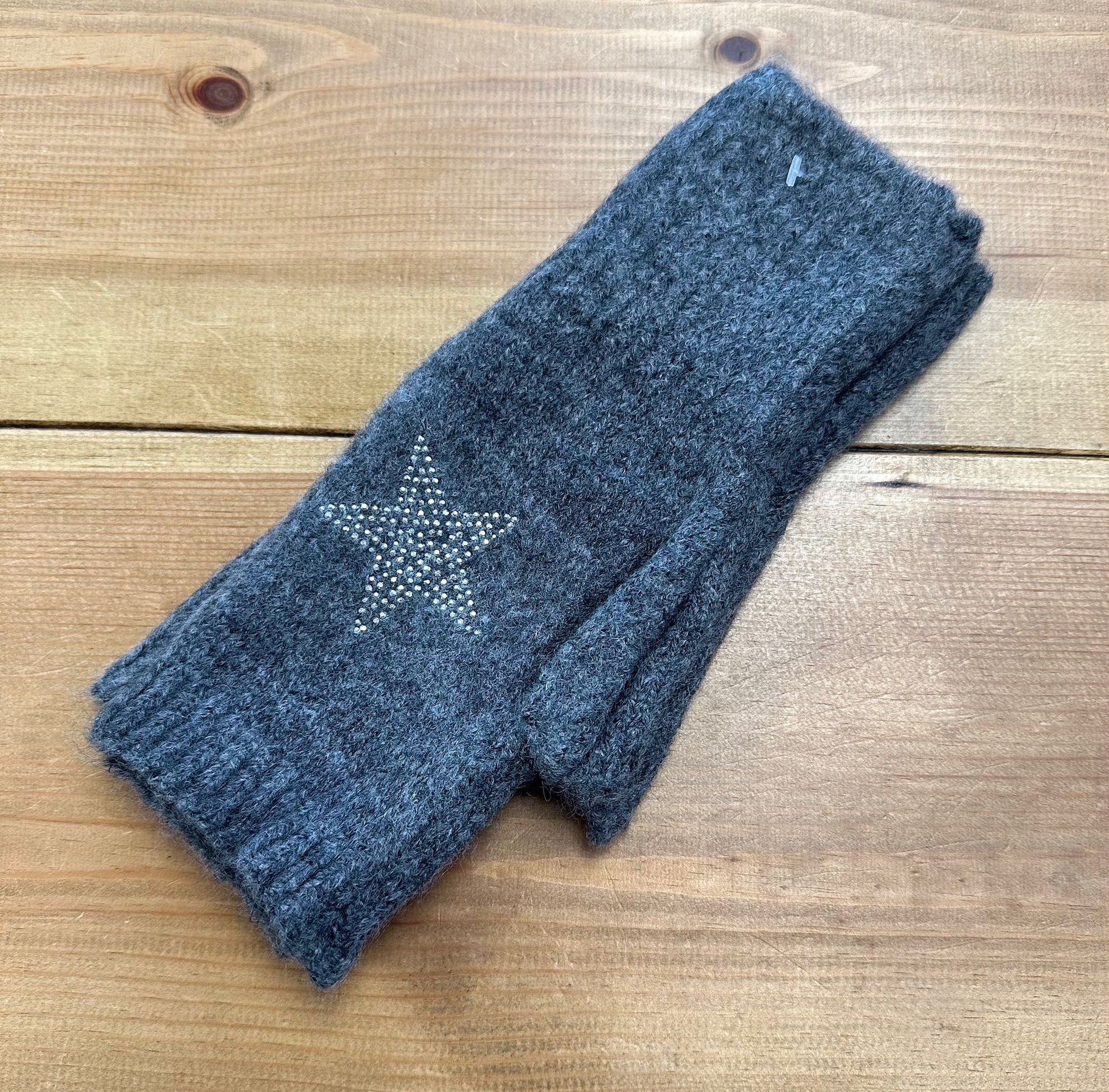 Fingerless Star Gloves (3 Colours)