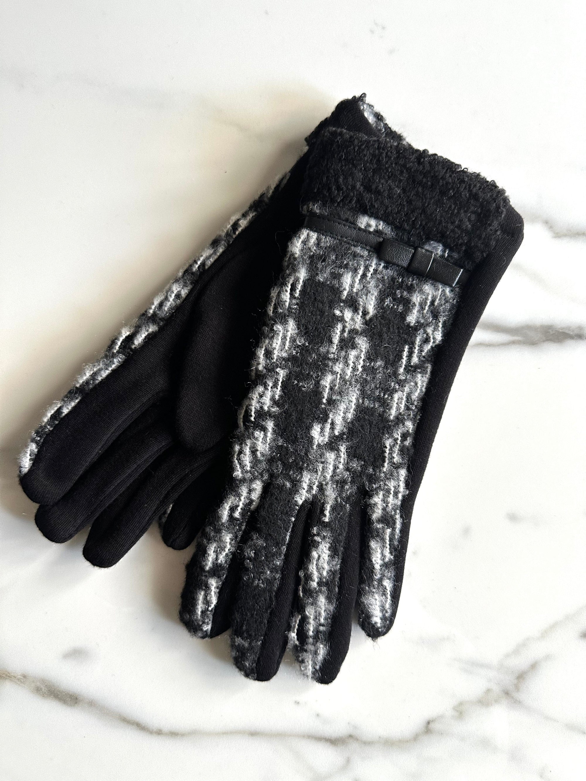 Tweed Check Gloves Black - Susie's Boutique